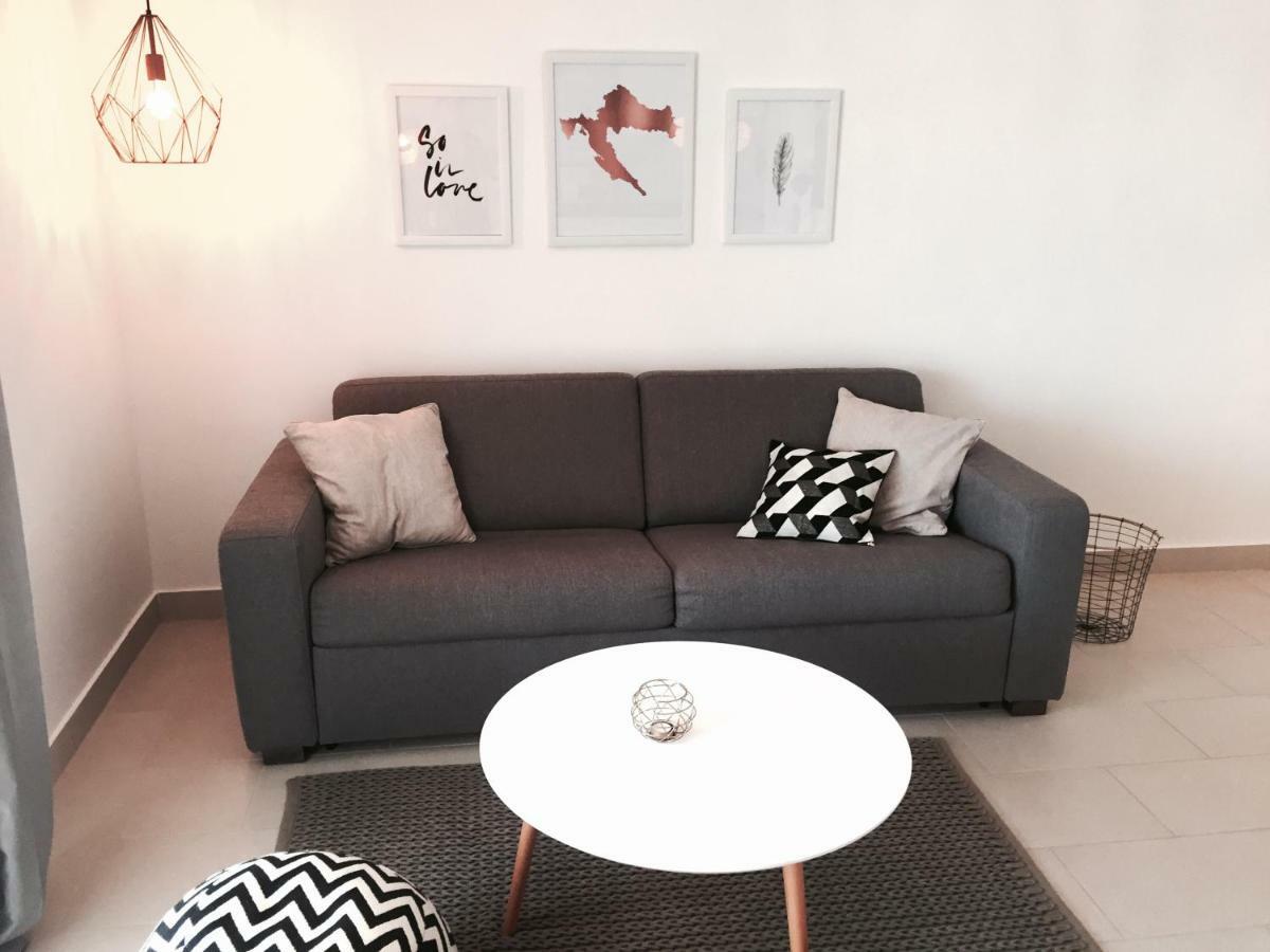 Apartmani Zivaljic تروغير المظهر الخارجي الصورة